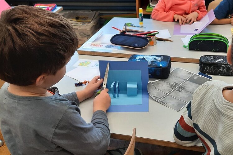 Von Papier zu Film: So entsteht Magie im Klassenzimmer